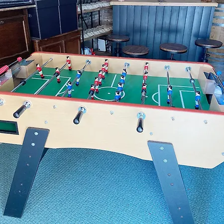 Edouard - 4 Etoiles, Spacieux Avec Sauna Et Exterieur Le Mesnil-sur-Oger