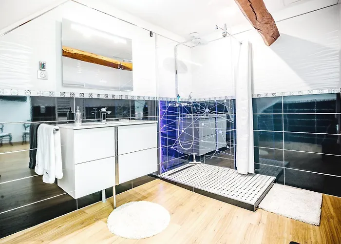 Lejlighed Edouard - 4 Etoiles, Spacieux Avec Sauna Et Exterieur Le Mesnil-sur-Oger